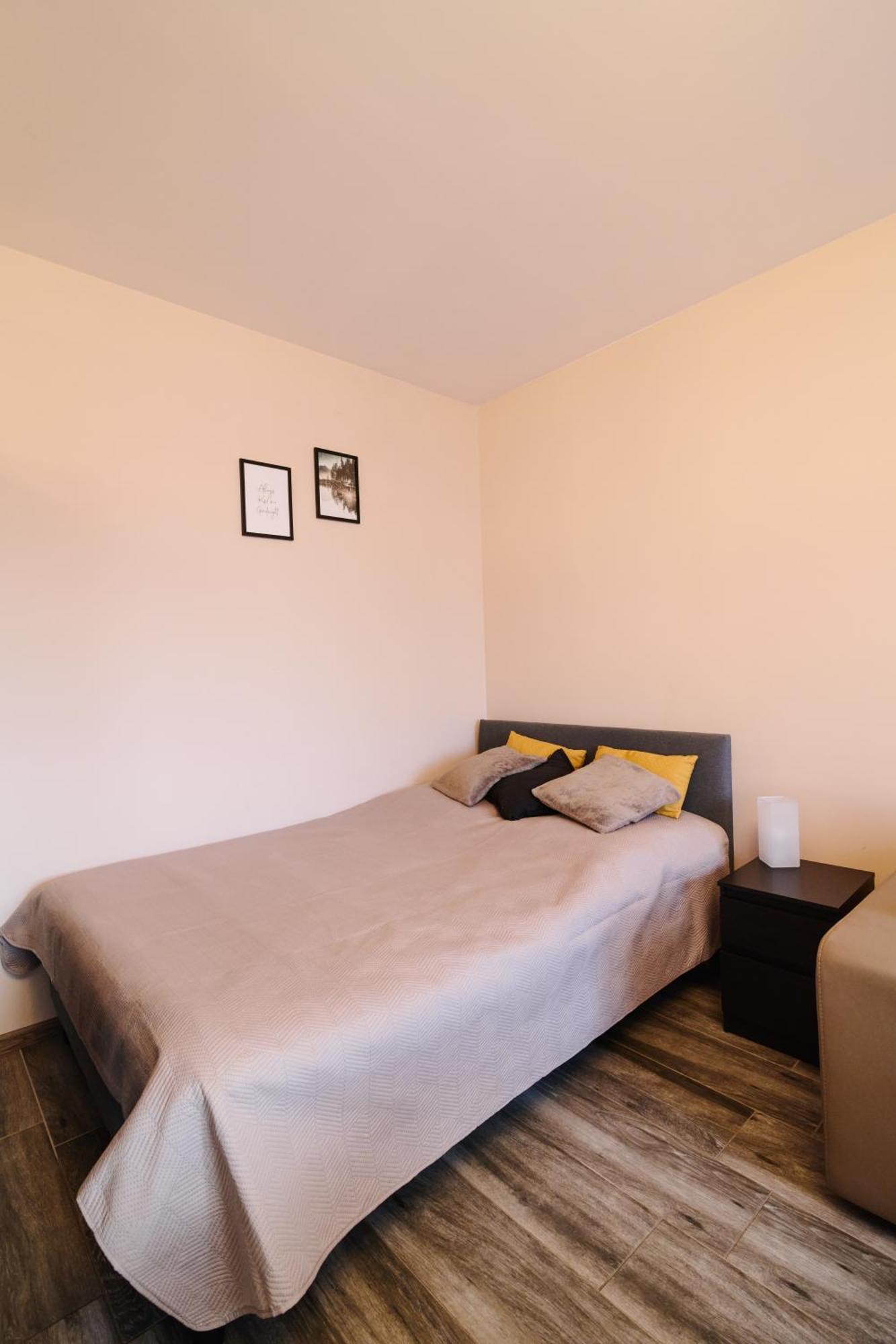 Apartament Lukas Kędzierzyn-Koźle Buitenkant foto